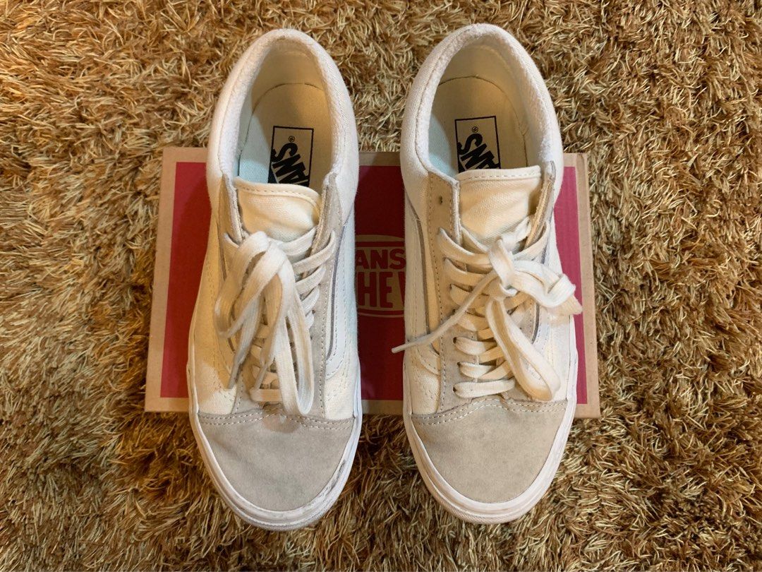 Cream suede deals vans
