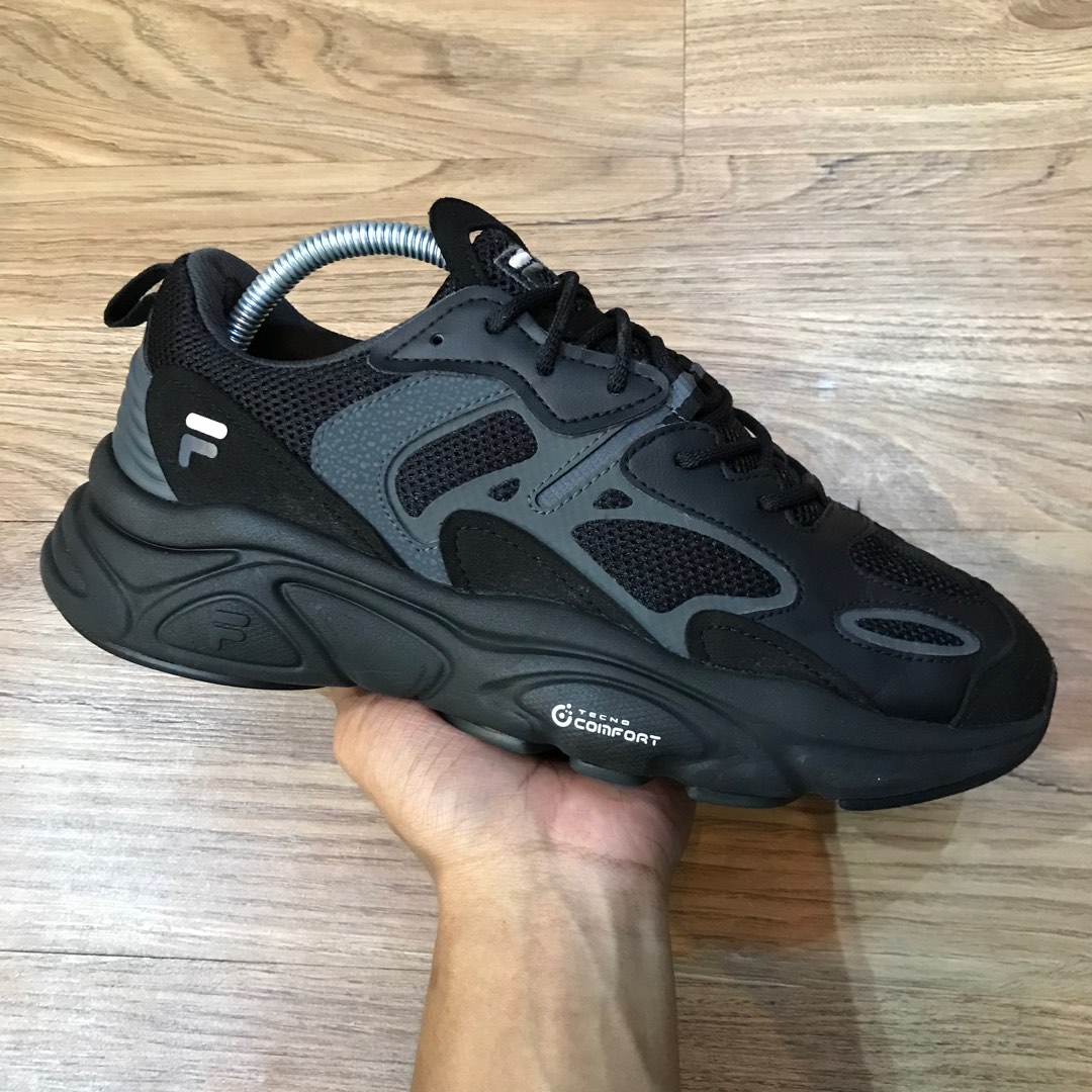 Fila comfort shoes store