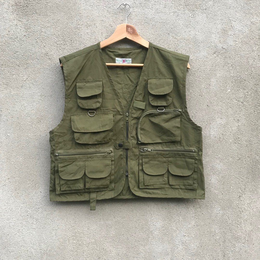 FISHING VEST MILITARY GREEN, Men's Fashion, Tops & Sets, Vests on Carousell