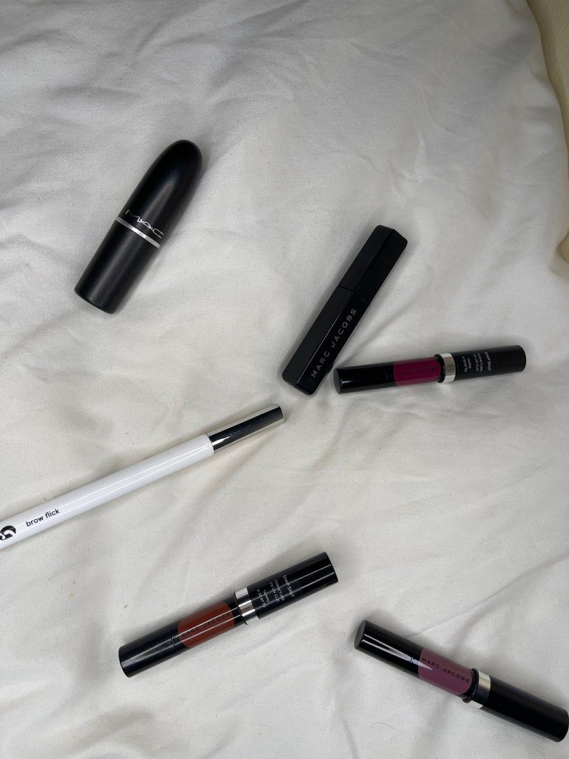 For sale! Only swatched once! (Category: Makeup) located in Quezon City. Submitted by katyaolivan (Listing ID 1201169999, Image 1). Description: Mac chili matte -700 Everything 500 each! .