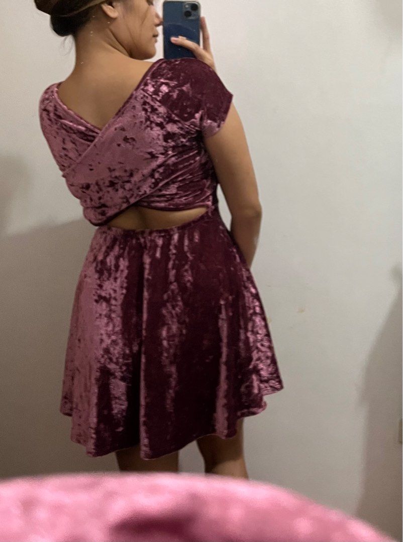 Forever 21 Cutout Back Red Velvet Dress Women s Fashion Dresses Sets Dresses on Carousell