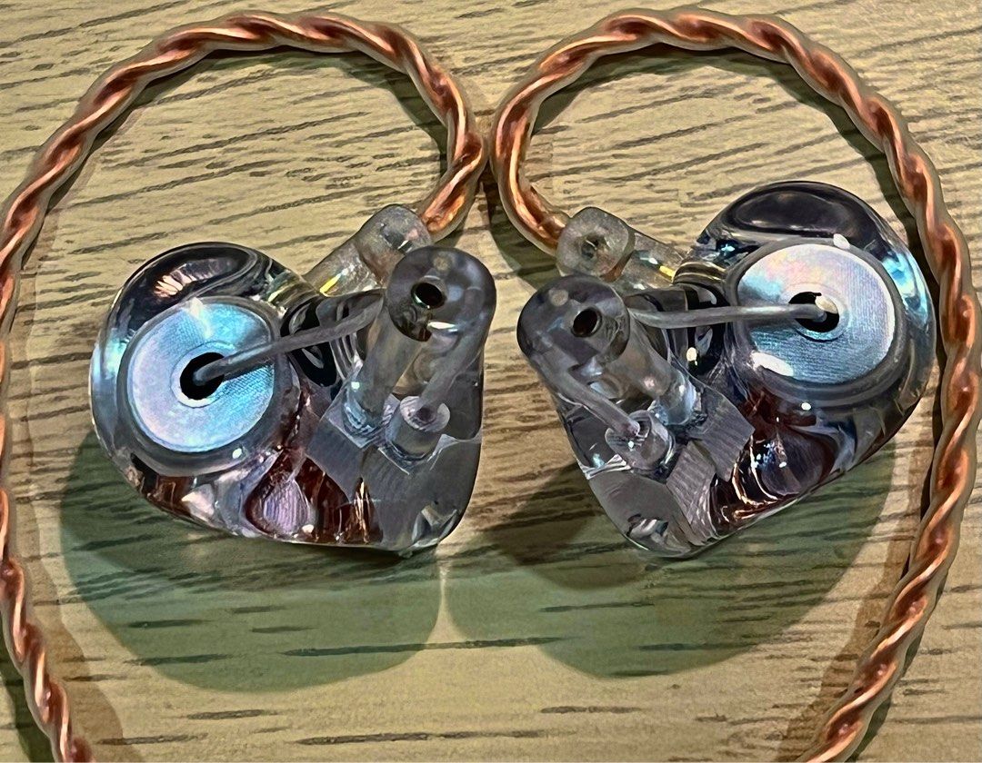 (Full Set) MoonDrop Blessing 2 + Free Spring Tips, Audio, Earphones on