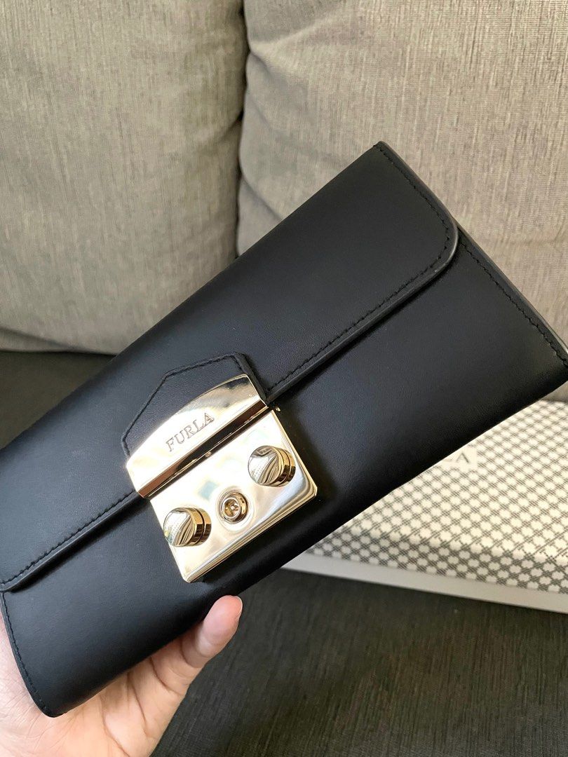 Furla metropolis wallet on chain onyx