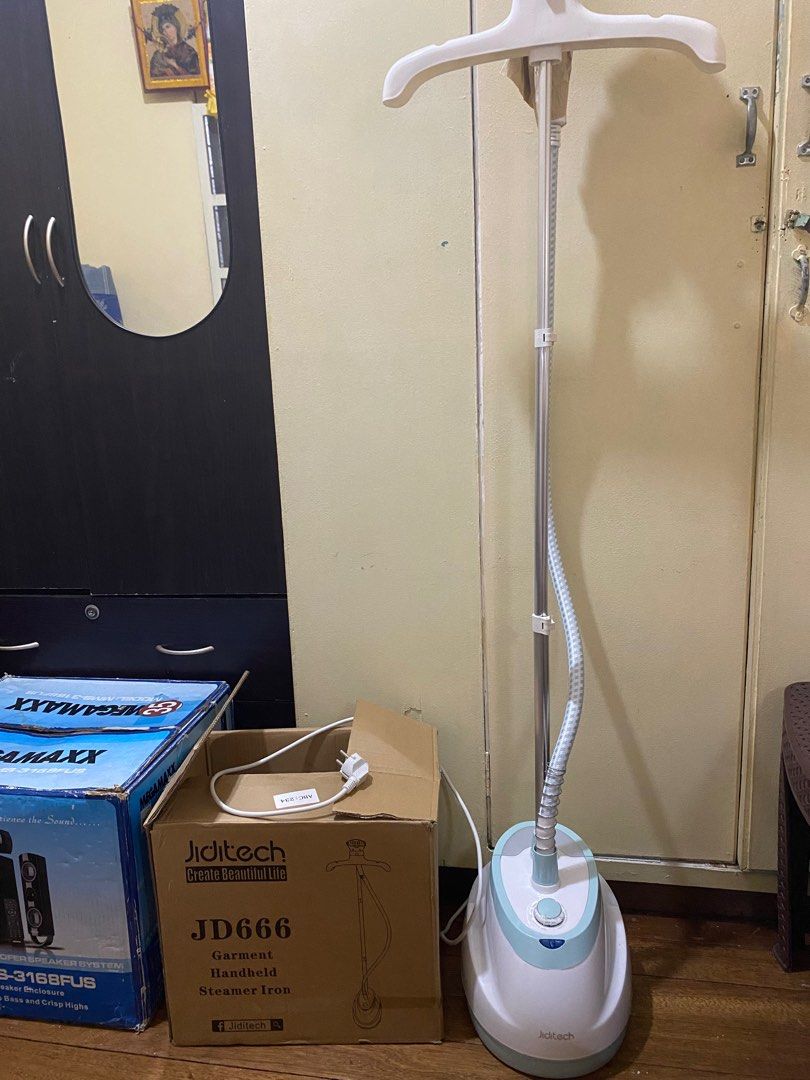 Garment Steamer Iron, TV & Home Appliances, Irons & Steamers on Carousell