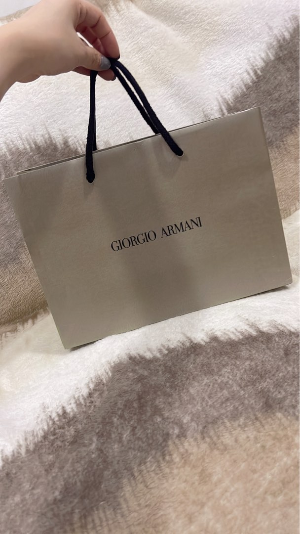 Armani paper bag 2025