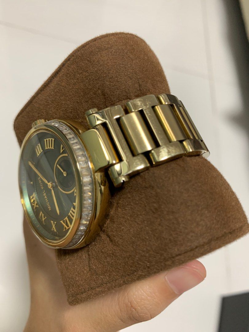 Gold tone michael kors watch store