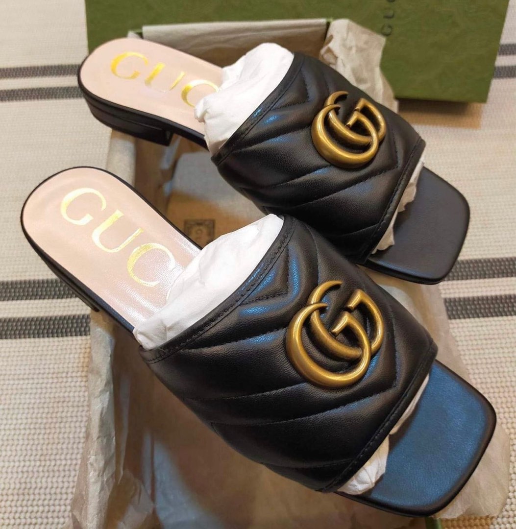 Gucci flat slippers discount
