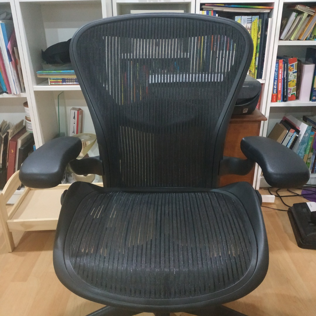 Herman Miller Aeron Basic Chair, Furniture & Home Living, Furniture
