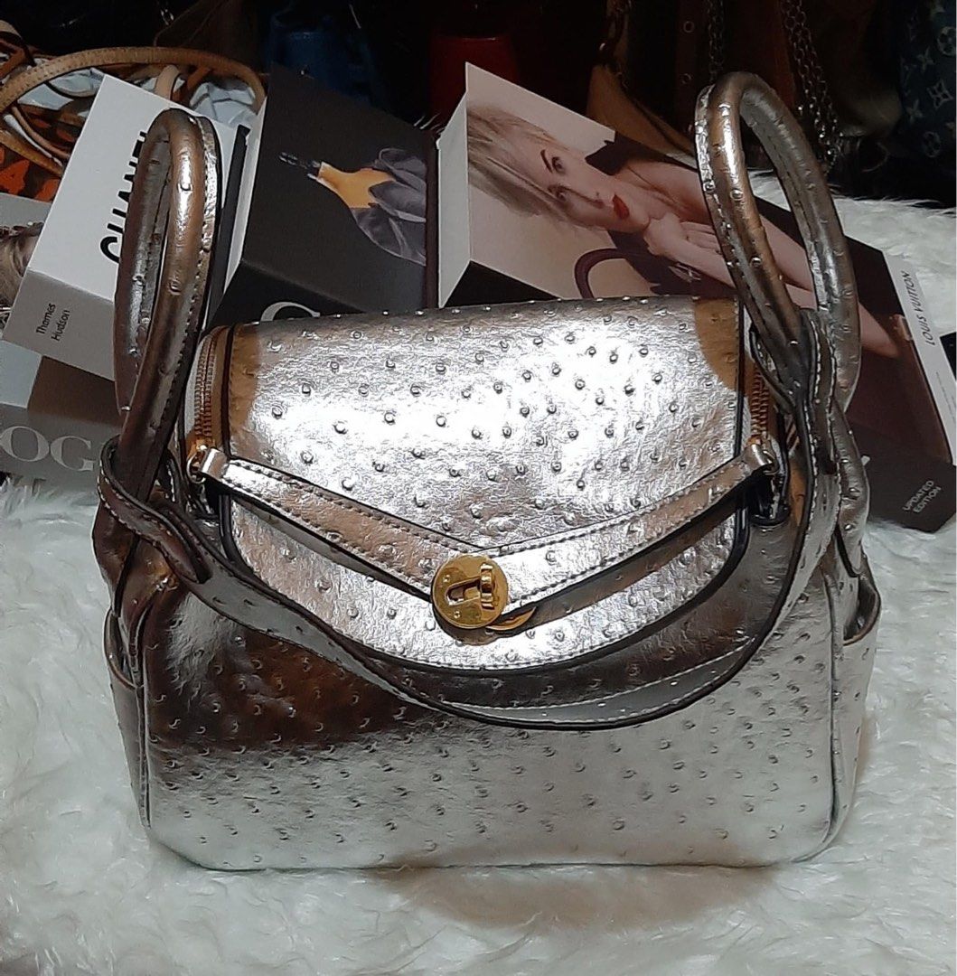 Hermes Mini Lindy Etoupe GHW, Luxury, Bags & Wallets on Carousell