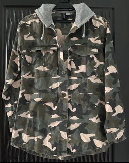 H&M Camouflage Jacket