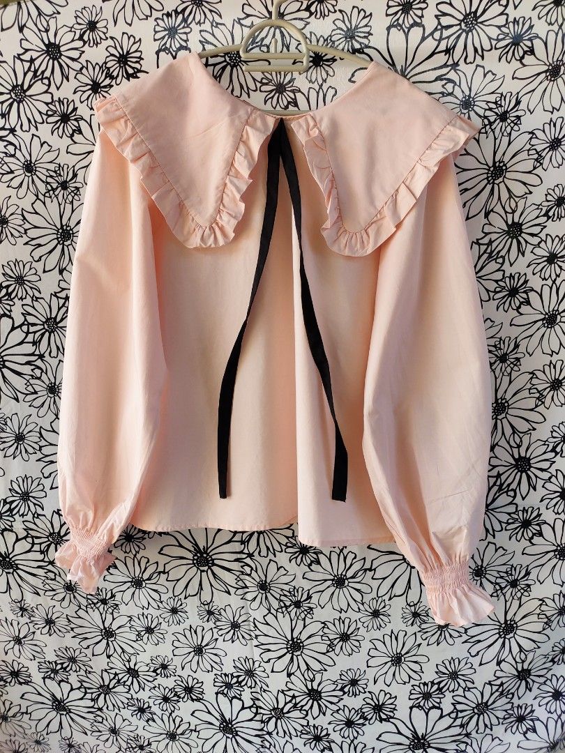 H&m cheap divided blouse