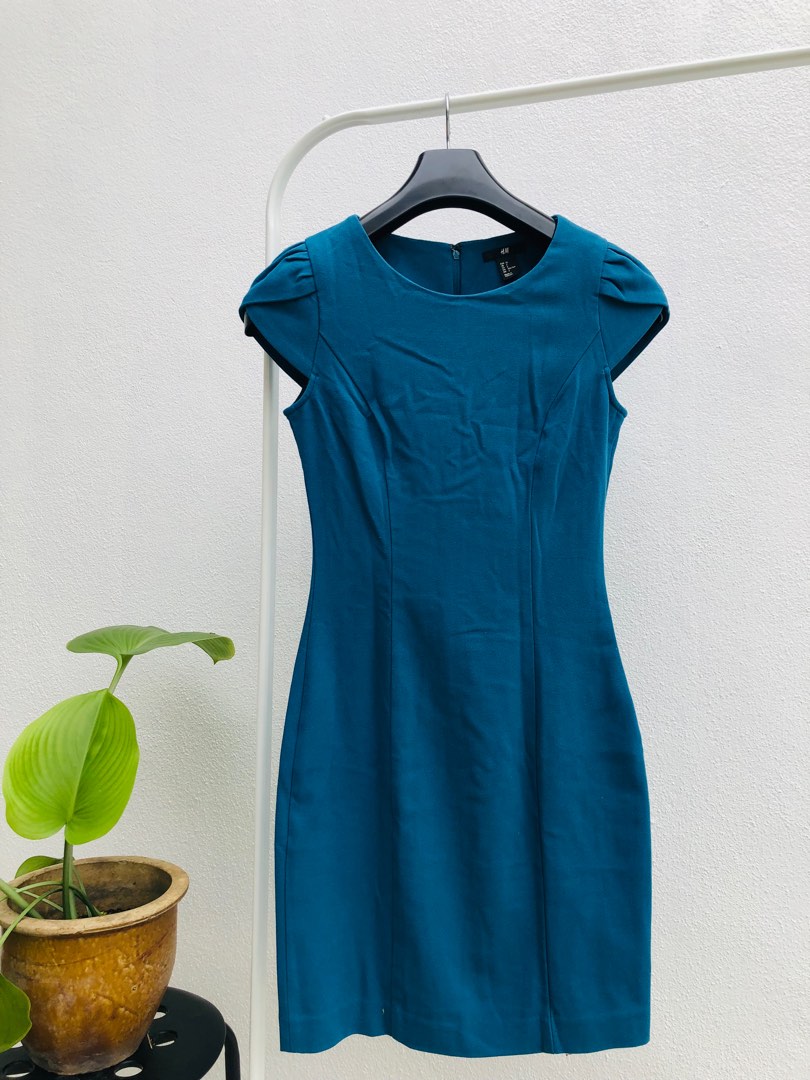 H&M Midi Dress XXS, Women's Fashion, Dresses & Sets, Dresses on Carousell