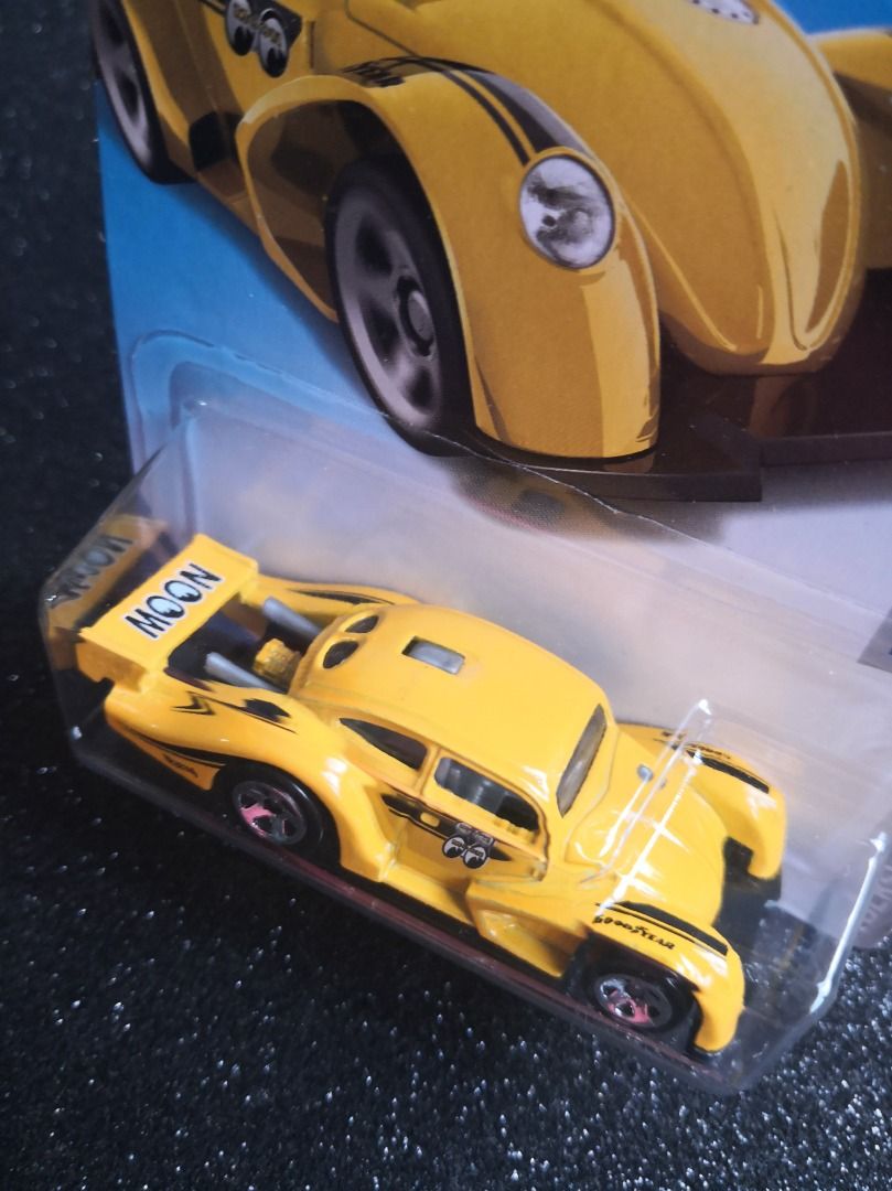 Hot wheels volkswagen kafer racer yellow deals