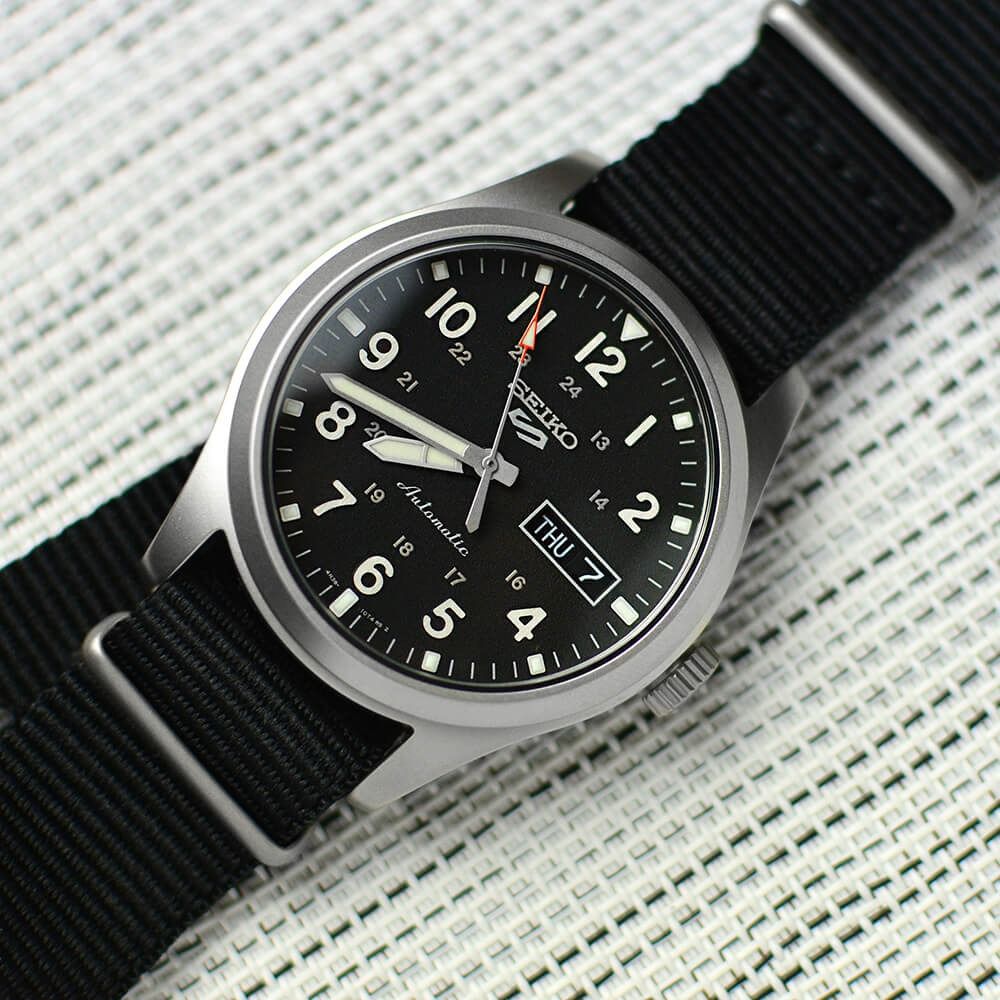 Instock BNIB SEIKO 5 SPORTS SRPG37K1 SRPG37K SRPG37 BLACK DIAL