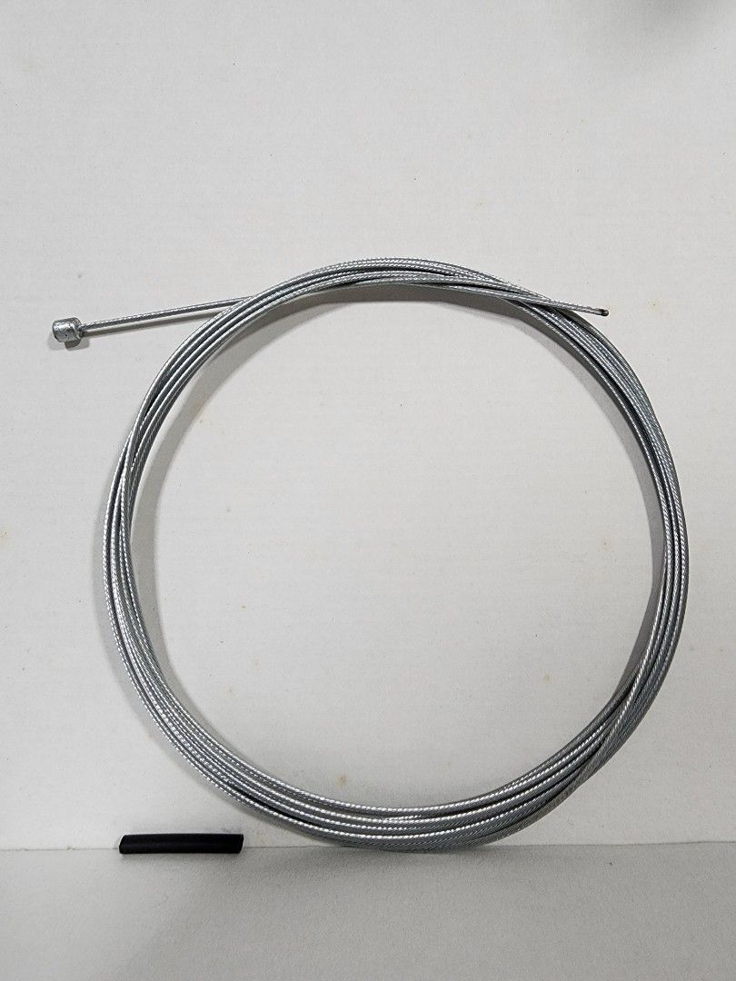 Jagwire Basic Shifter Cable (Category: Parts & Accessories) located in Singapore. Submitted by alsonhere (Listing ID 1201182985, Image 1). Description: *Have Multiple Instock*1 Jagwire basic universal shift cable. Low-cost, no-nonsense shift cables made from spiral-bound galvanized steel strands. Great for entry-level, low-cost bike repairs. Length : 2.3m Free 1x end sleeve/cap Additional $0.50 per Jagwire end cap of colour choice shown in pictur