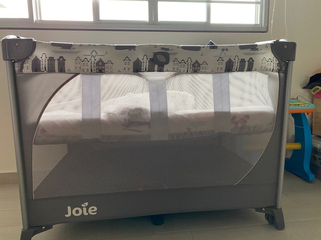 Joie travel cot, Babies & Kids, Baby Nursery & Kids Furniture, Cots