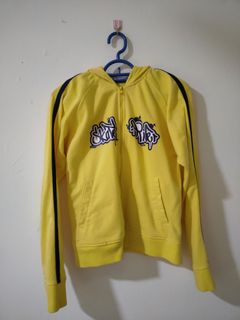 (Category: ) located in . Submitted by Meeyaaaa (Listing ID 1201102959, Image 1). Description: .