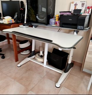 (Category: ) located in . Submitted by adeniam79 (Listing ID 1201031261, Image 1). Description: .