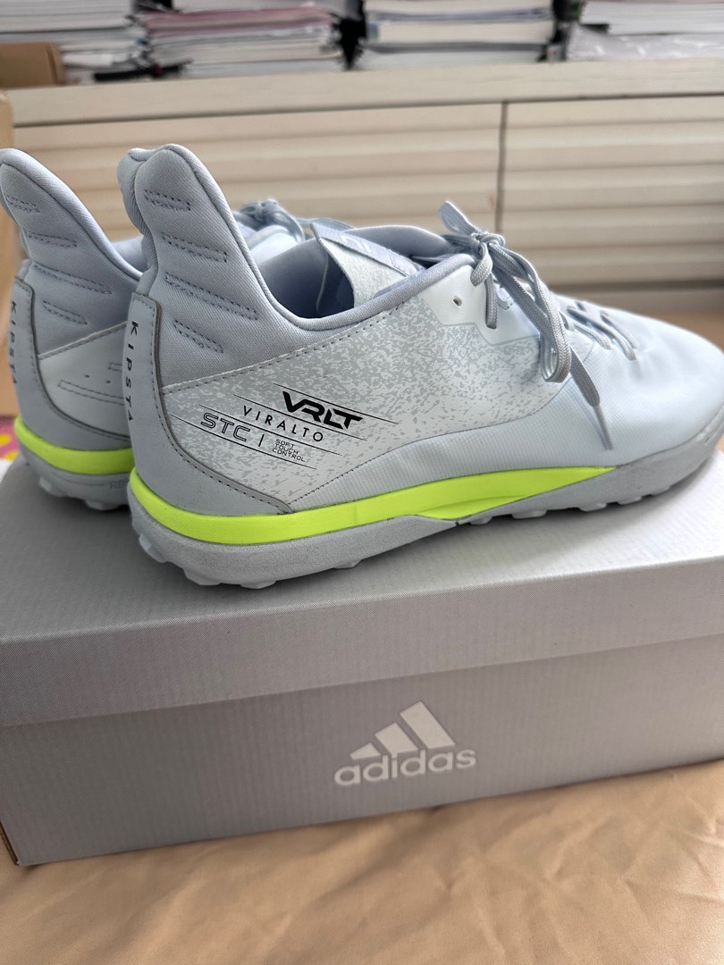 Kipsta Football/hockey shoes for artificial/real turf, 運動產品, 運動與體育, 運動與