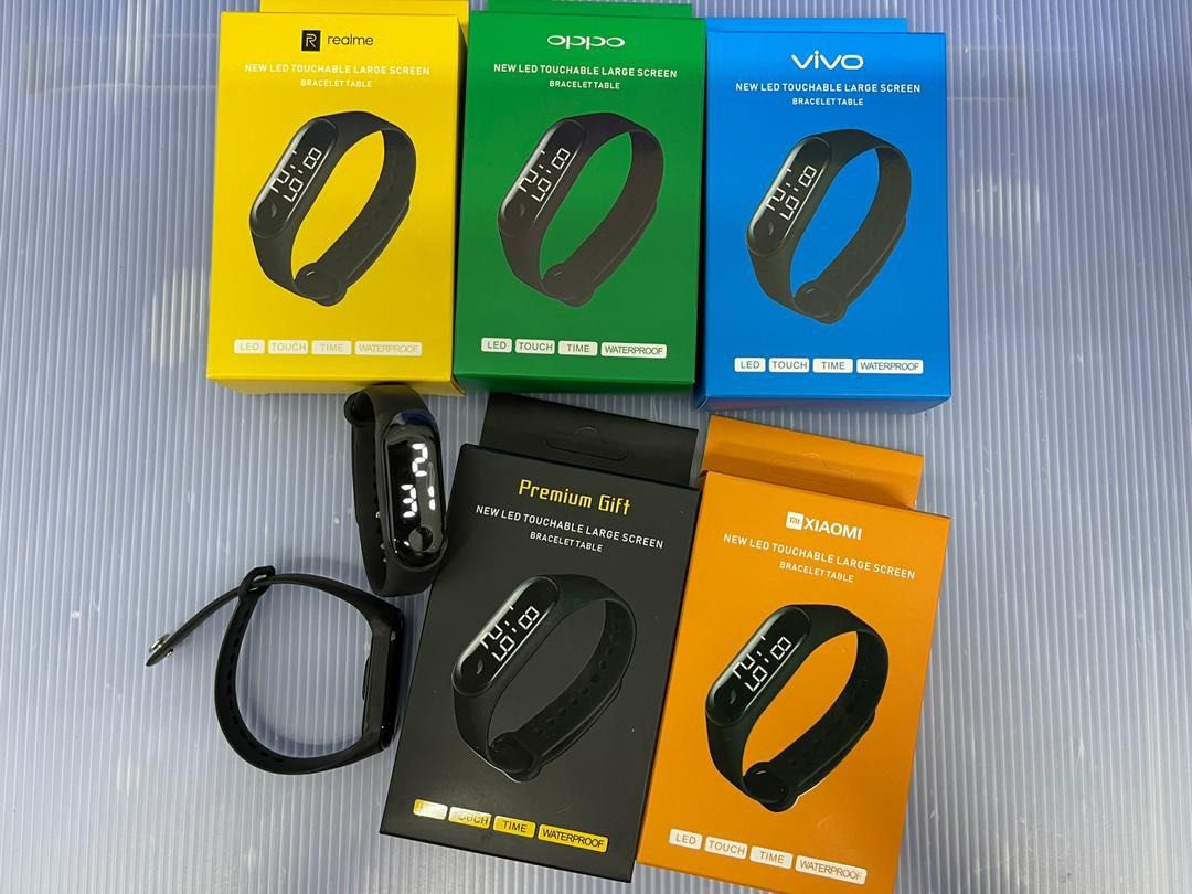 LED WATCH BUY 2 FREE 1 Oppo Vivo Realme Mi Premium