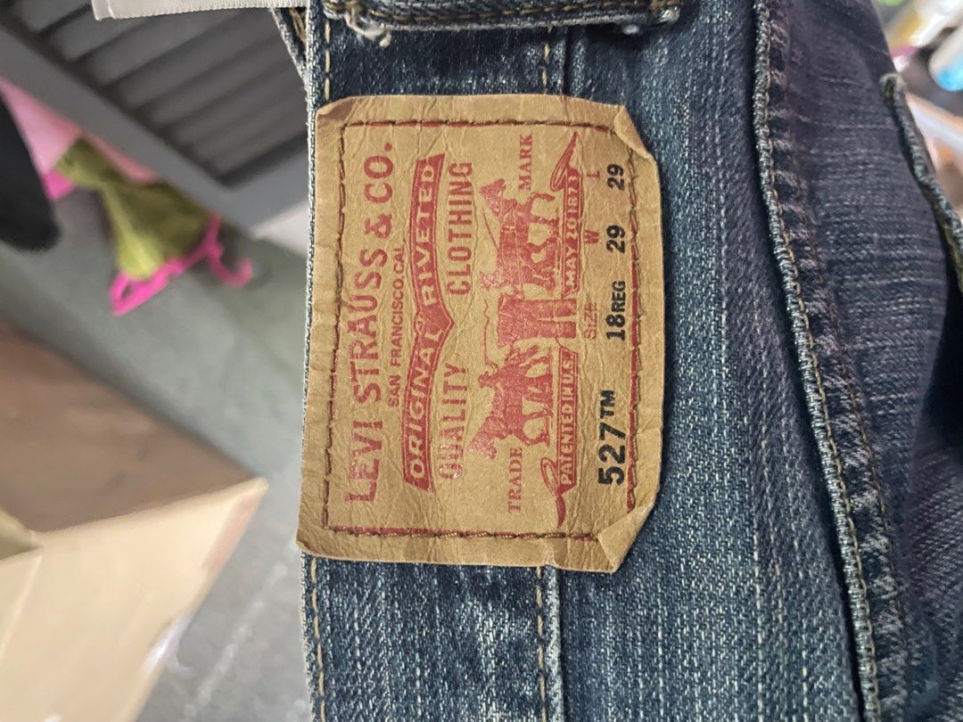 Levis 527 - Bootcut Jeans, Men's Fashion, Bottoms, Jeans on Carousell