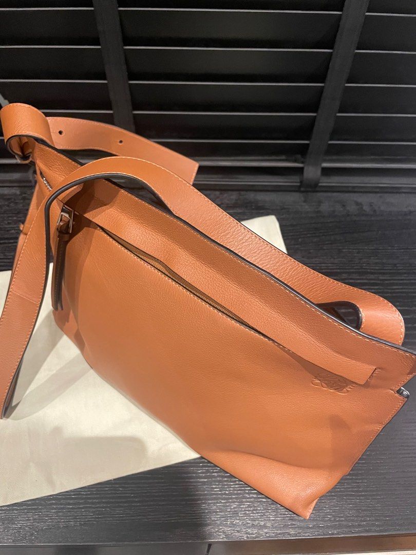 Loewe Caramel Colour Shoulder Bag, Women's Fashion, Bags & Wallets