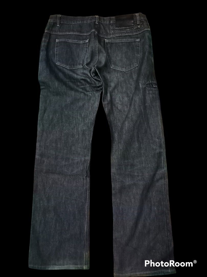 TRAVIS] DSWT SUPREME x LOUIS VUITTON LV DENIM jeans, Men's Fashion,  Bottoms, Jeans on Carousell