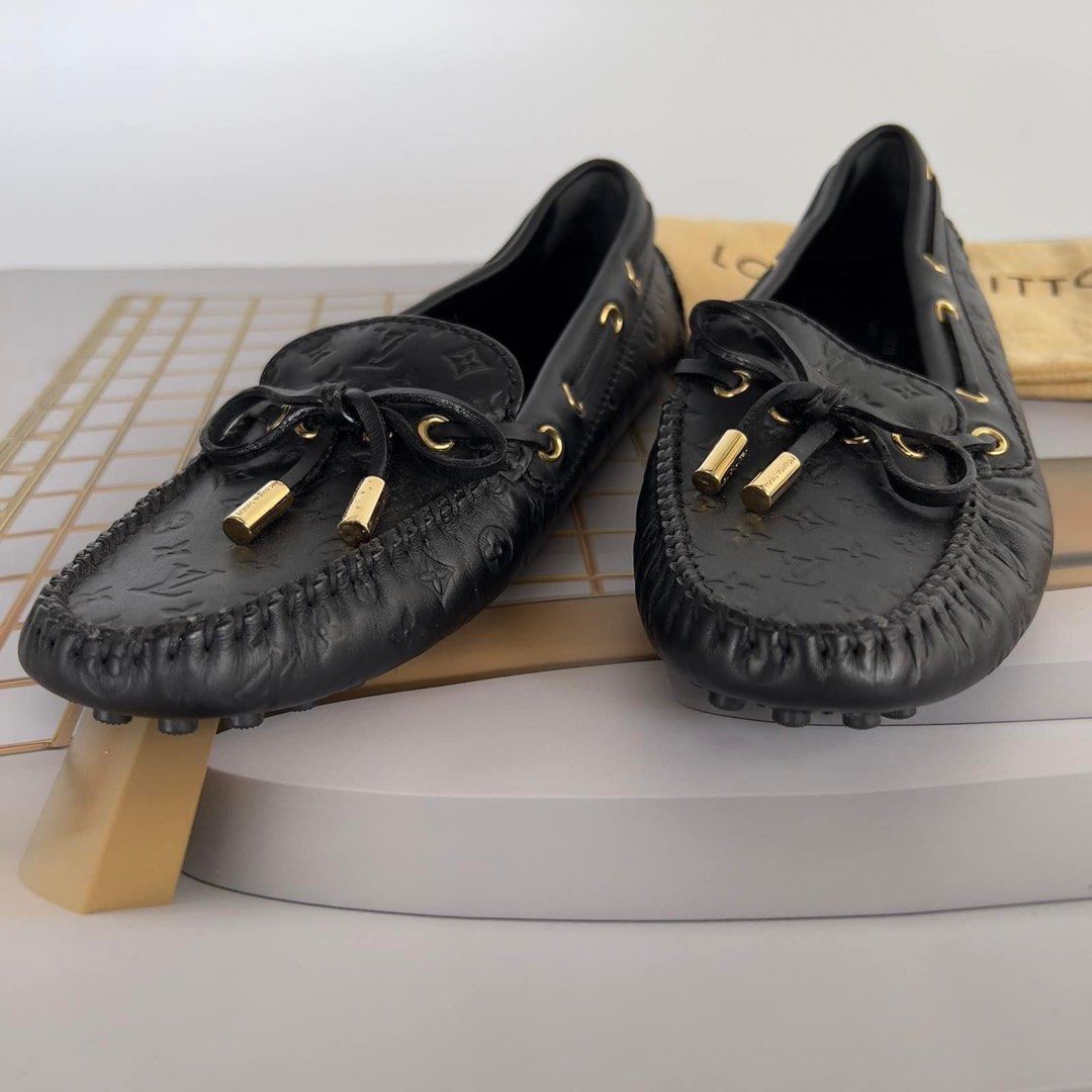Louis Vuitton Black Monogram Embossed Leather Gloria Flat Loafers Size  9.5/40 - Yoogi's Closet