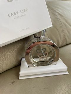 Mother of Perfumery MOP Easy Life