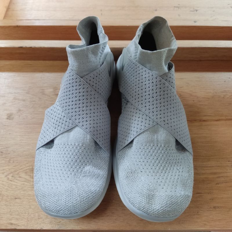 Free rn motion top flyknit 2017 wolf grey