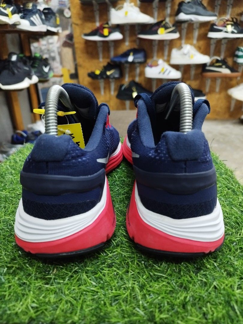 Nike hotsell lunarglide 4