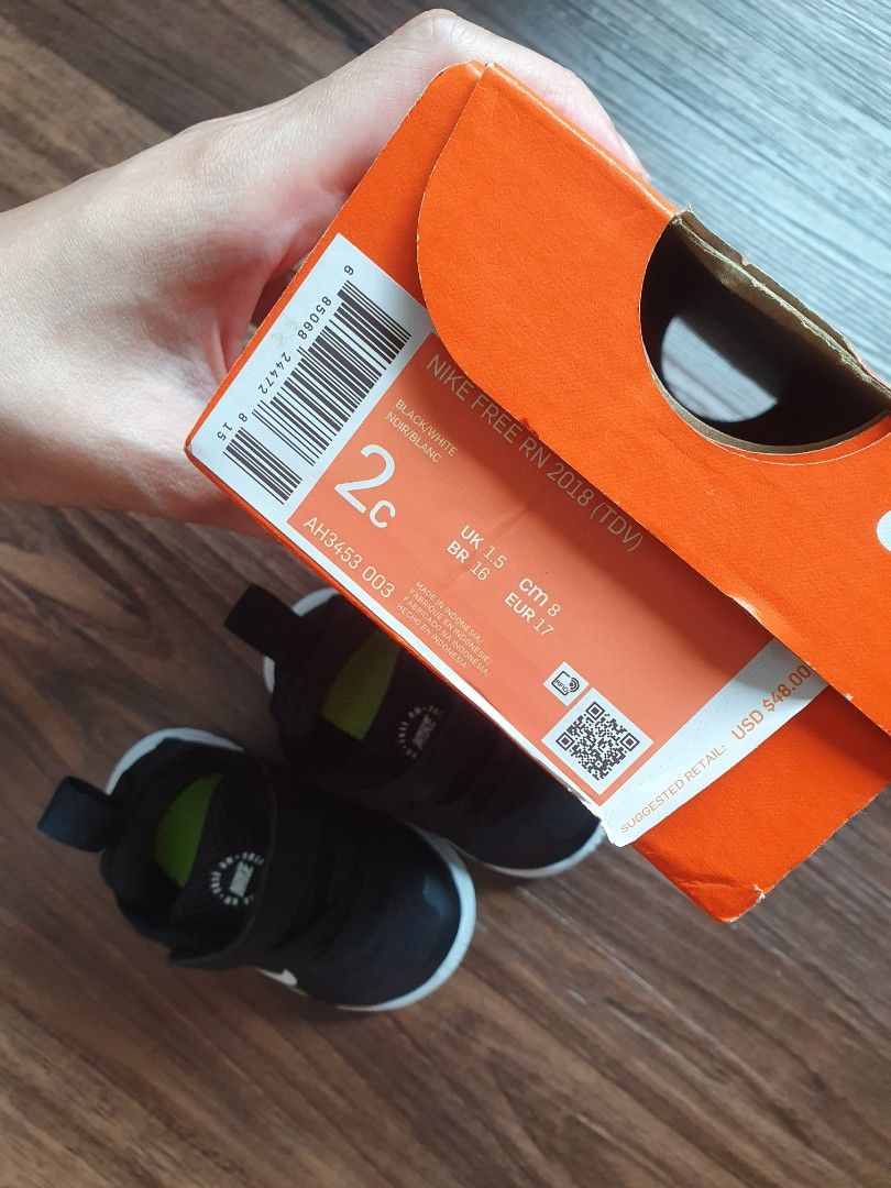 Size 2c deals nike shoes