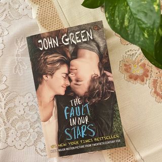 Novel John Green - The Fault in Our Stars