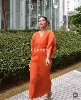 Orange Pleated Dress Lawa 