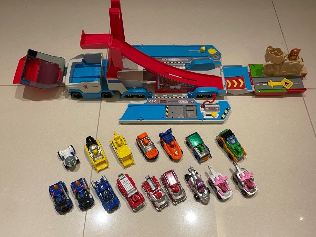 PAW Patrol True Metal Launch'n Haul Paw Patroller