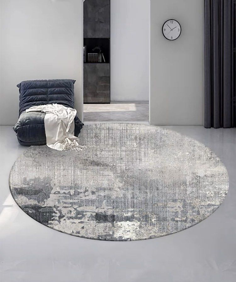 PO Large round carpet/rug, Furniture & Home Living, Home Decor, Carpets