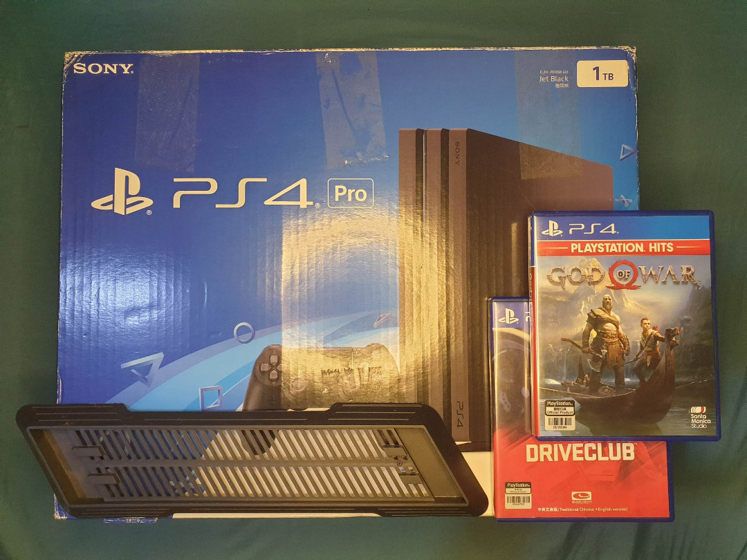PS4 PRO 1TB - COMPLETE with FREEBIES!!!, Video Gaming, Video Game ...