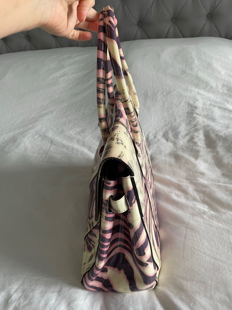 Python Mulberry bag (Category: Bags & Wallets) located in Singapore. Submitted by kimlsg (Listing ID 1201133516, Image 3). Description: .