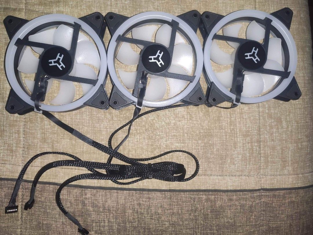 RAKK Maris Pro PC Lighting Kit 3x120mm Fan RGB, Computers & Tech, Parts