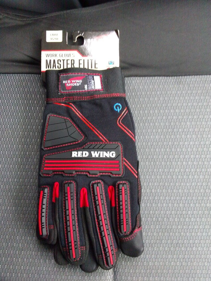 Red clearance wing gloves