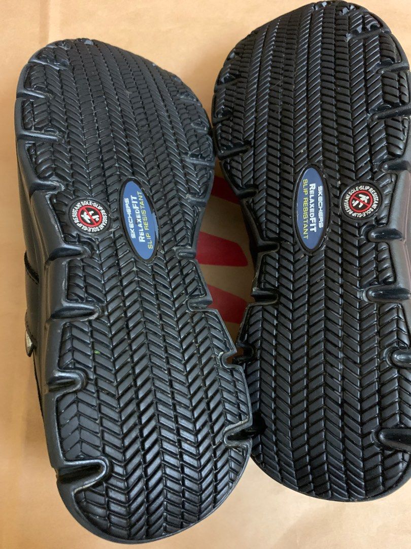 Skechers Sure Track BERNAL