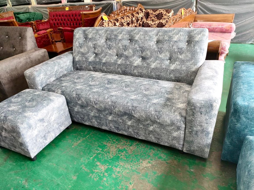 Sofa LShape Untuk Dijual, Furniture & Home Living, Furniture, Sofas on