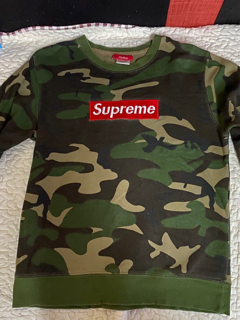 Supreme迷彩衛衣, 男裝, 上身及套裝, T-shirt、恤衫、有領衫- Carousell