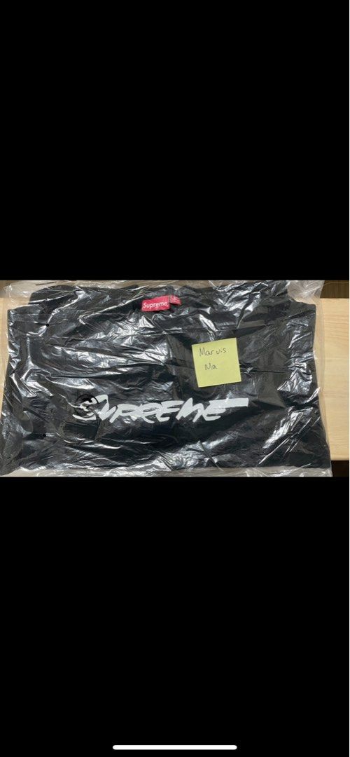 SUPREME FUTURA LOGO CREWNECK “BLACK”, 男裝, 上身及套裝, 衛衣