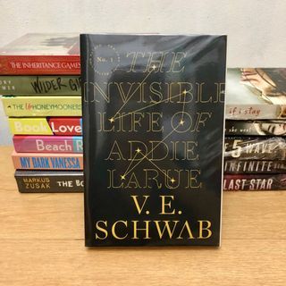 THE INVISIBLE LIFE OF ADDIE LARUE by V.E. Schwab