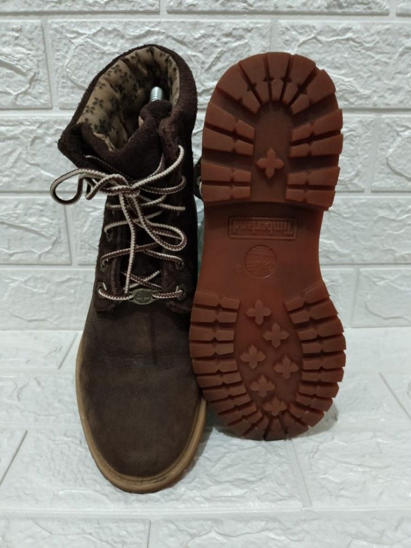 Timberland Boots (size 38), Bayi Anak, Lainnya di Carousell