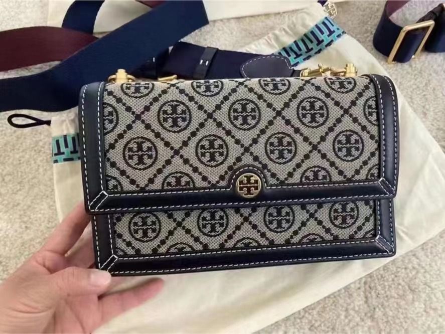 Tory burch old flower organ bag, Luxury, Bags & Wallets on Carousell