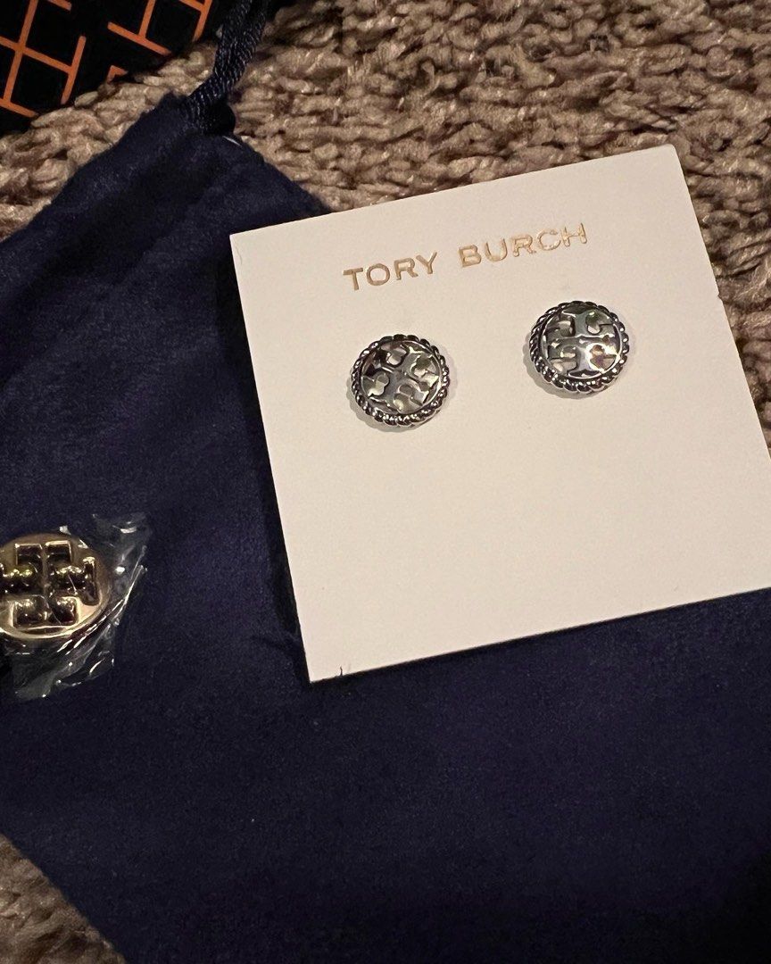Tory Burch Rope Logo Stud Earring, Women's Fashion, Jewelry & Organizers,  Earrings on Carousell