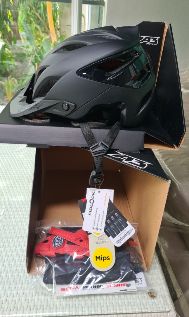 Troy Lee Designs Helmet A3, Sports Equipment, Bicycles & Parts, Parts