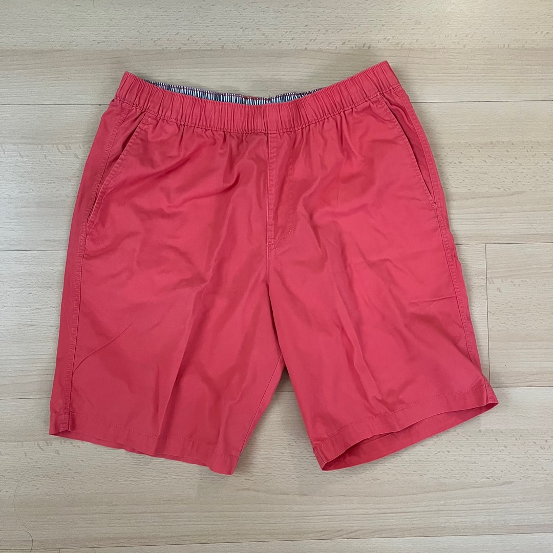 UNIQLO Pink shorts, Men's Fashion, Bottoms, Shorts on Carousell